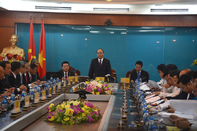 Thủ tướng Nguyễn Xuân Phúc: Việt Nam cần tiến hành số hoá quốc gia càng nhanh càng tốt